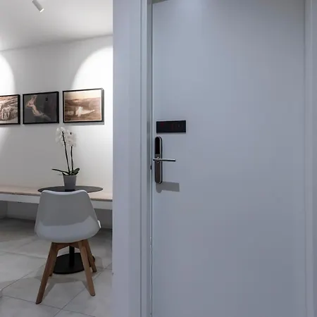Guest house Dantis 3*
