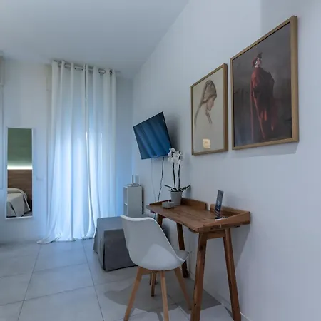 Guest house Dantis 3*