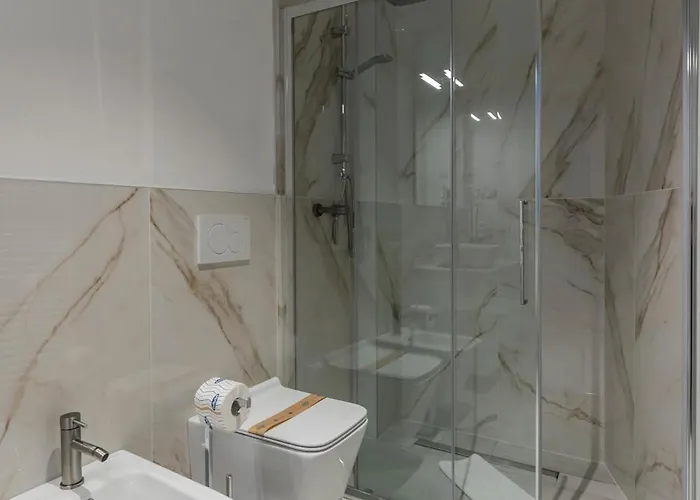 بيت ضيافة Dantis رافيننا